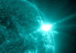 Nouvelle éruption de classe X 4.0 sur le Soleil, une CME frappera la Terre dimanche 16 : des chances d'aurores spectaculaires ! 84 Éruption de classe X par NOAA