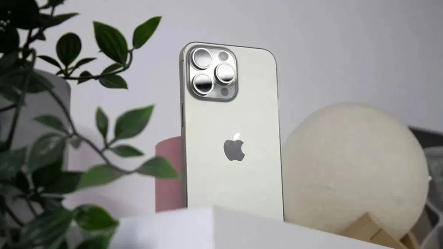 Vaut-il vraiment le coup d'acheter l'iPhone 15 en 2025 ? Prix attractifs et longévité ! 3 iPhone 15 Pro Max