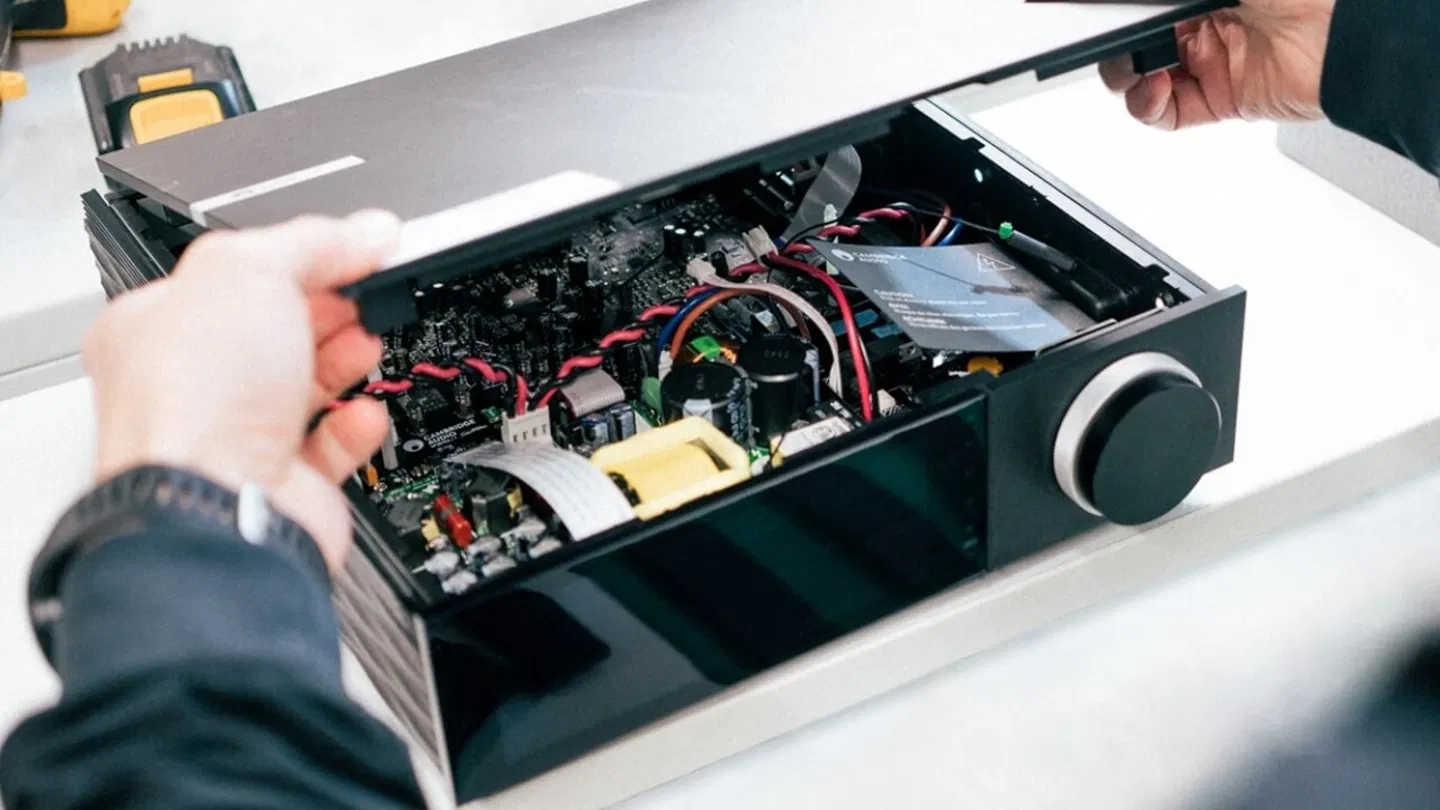 Pourquoi les amplis lourds et brûlants ne sont plus un gage de bon son, la Classe D 8 Ni pesan ni queman: la tecnología que ha jubilado a los viejos amplificadores de alta fidelidad
