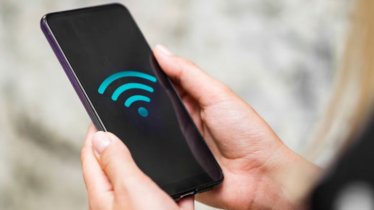 Android teste une fonction pour désactiver le partage du Wi-Fi sur les téléphones avec plusieurs profils 2 Android met à l'essai une fonction pour éliminer le partage de Wi-Fi sur les mobiles avec plusieurs profils