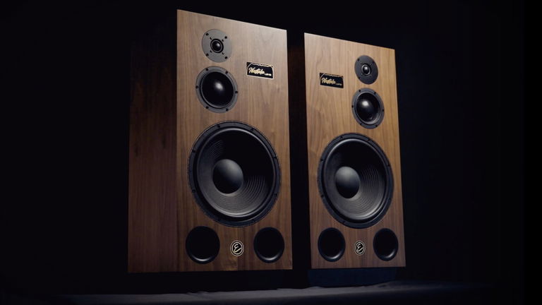 Emotiva dévoile le bijou de l'année pour les passionnés de design et de belle musique 2 Emotiva lance le caprice de l'année pour les amateurs de design et de bonne musique