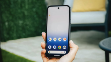 Je suis une experte en smartphones milieu de gamme : 3 modèles à surveiller en 2026 13 J'examine des mobiles de gamme moyenne et voici 3 modèles à surveiller en 2026