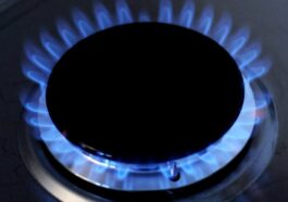 La pollution cachée dans nos maisons : chauffages, fumées et cuisine menacent notre santé pendant les fêtes
