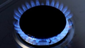 La pollution cachée dans nos maisons : chauffages, fumées et cuisine menacent notre santé pendant les fêtes 19 La pollution cachée dans nos maisons : chauffages, fumées et cuisine menacent notre santé pendant les fêtes