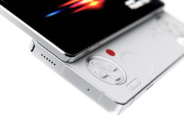 L'AYANEO Pocket PLAY est le smartphone gaming que vous allez vouloir acheter