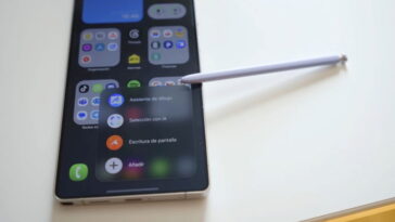 Le Samsung Galaxy S26 Ultra se dévoile en vidéo avant sa présentation ! 4 Des mois avant sa présentation, le Samsung Galaxy S26 Ultra se laisse déjà apercevoir en vidéo