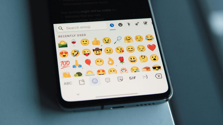 Les emojis de ton Google Pixel ressemblent un peu plus à ceux de l'iPhone 2 Les emojis de votre Google Pixel ressemblent maintenant un peu plus à ceux de l'iPhone