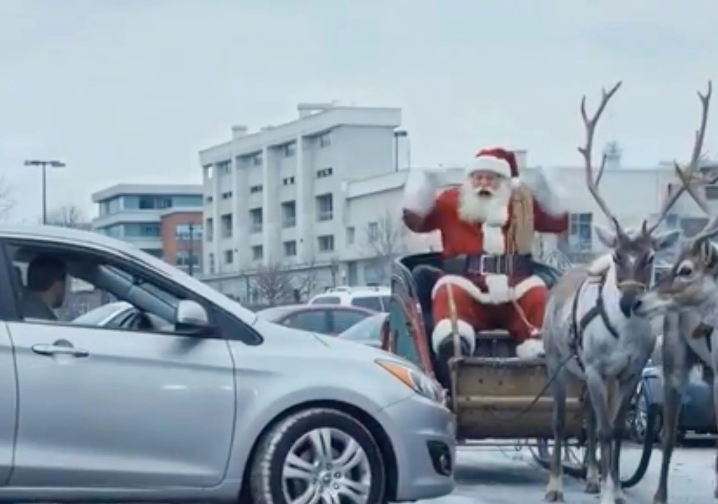 Mcdonalds Retire Sa Publicite De Noel Generee Par Lia Apres.jpg