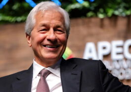 Ni apprendre à programmer ni fuir la technologie: les 3 clés du PDG de JPMorgan pour que l'IA ne vous prenne pas votre emploi