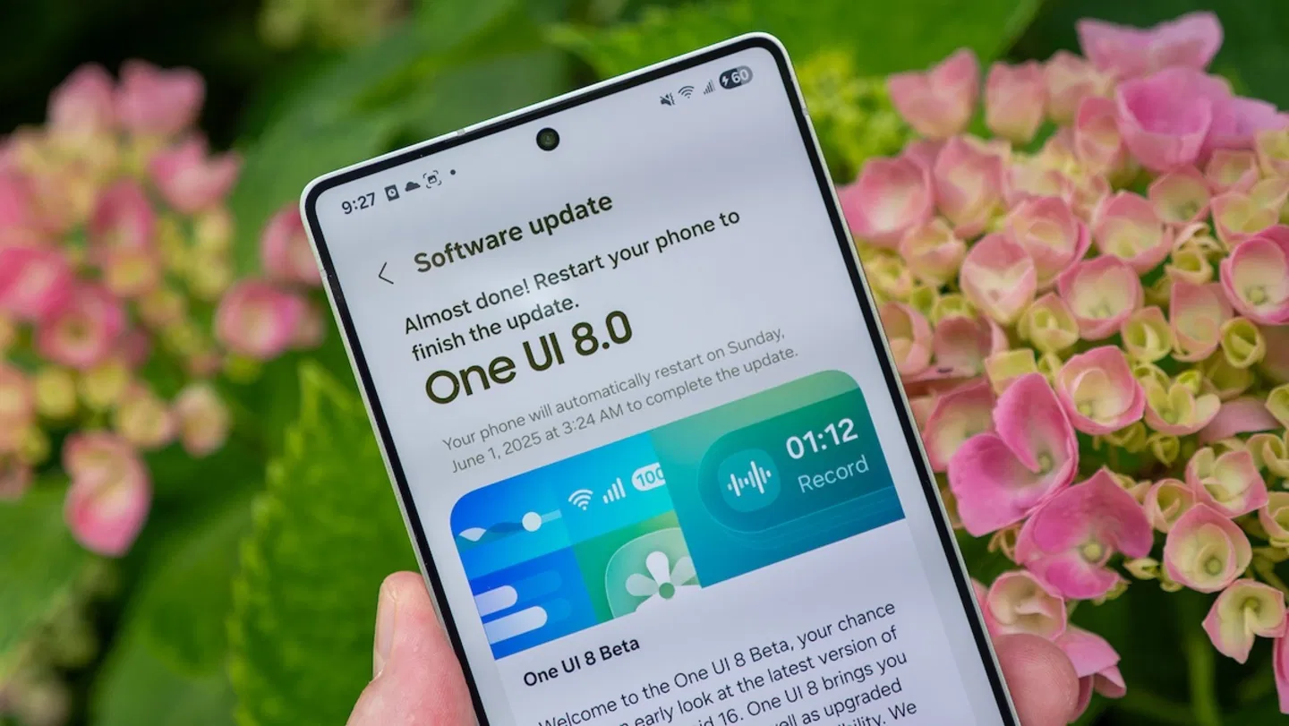 Voici pourquoi votre Samsung Galaxy ne met pas à jour les services Google Play depuis longtemps 3 Mise à jour One UI 8 Samsung