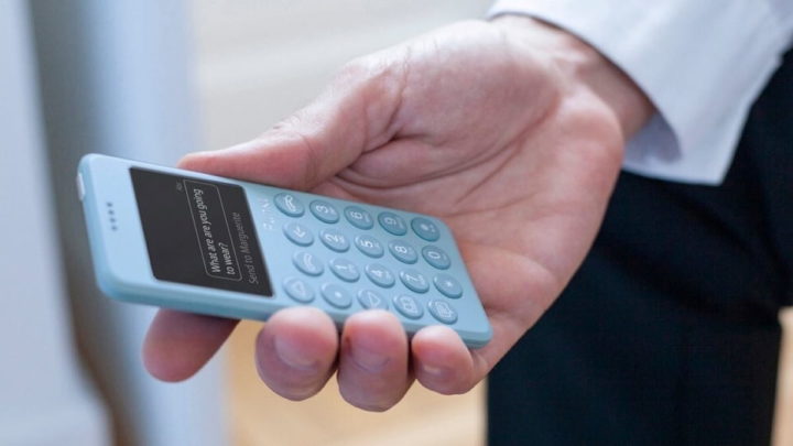 Pourquoi l'iPhone 4 fait-il son grand retour 15 ans plus tard ? 7 Téléphone Punkt