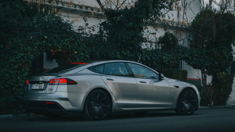 Adieu aux Tesla Model S et X : Musk annonce leur fin pour lancer une production de robots 1 Adieu définitif aux Tesla Model S et Model X : Musk confirme leur fin pour convertir l'usine en ligne de montage de robots