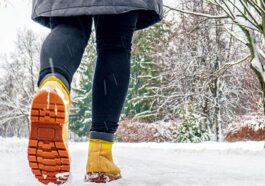 Marcher quelques jours par semaine peut contribuer à la santé cardiaque : selon l'étude, ce qui compte surtout est le volume total de pas, plutôt que la régularité quotidienne / Photo : iStock