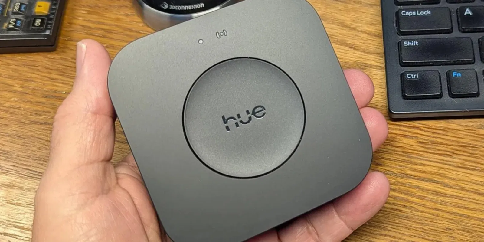 Découvrez la compatibilité des caméras Hue avec Apple TV : Philips lance une IA qui optimise votre environnement 3 Vous pourrez enfin voir vos caméras Hue sur l'Apple TV : Philips met à jour son écosystème et présente une IA qui comprend votre espace