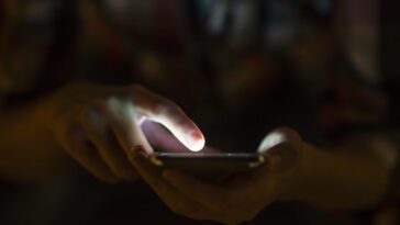 Pourquoi WhatsApp a-t-il été bloqué en Russie : la bataille silencieuse pour le contrôle du net 22 En 2026, votre téléphone et votre PC coûteront plus cher : découvrez l'impact de la RAM