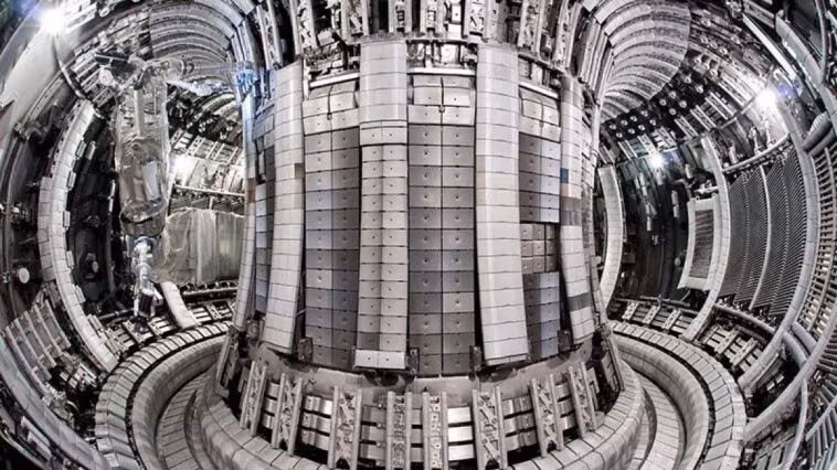 Fusion nucléaire : un nouveau record pour le "Sole artificiel" chinois, un pas de plus vers un accomplissement historique 1 Un réacteur tokamak. Crédit : Christopher Roux (CEA–IRFM)/EUROfusion (CC BY 4.0)