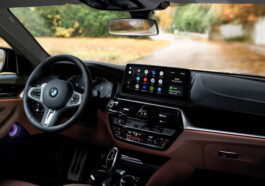 Alors que Gemini arrive progressivement sur Android Auto, les utilisateurs s'impatientent face à l'utilisation de l'Assistant Google