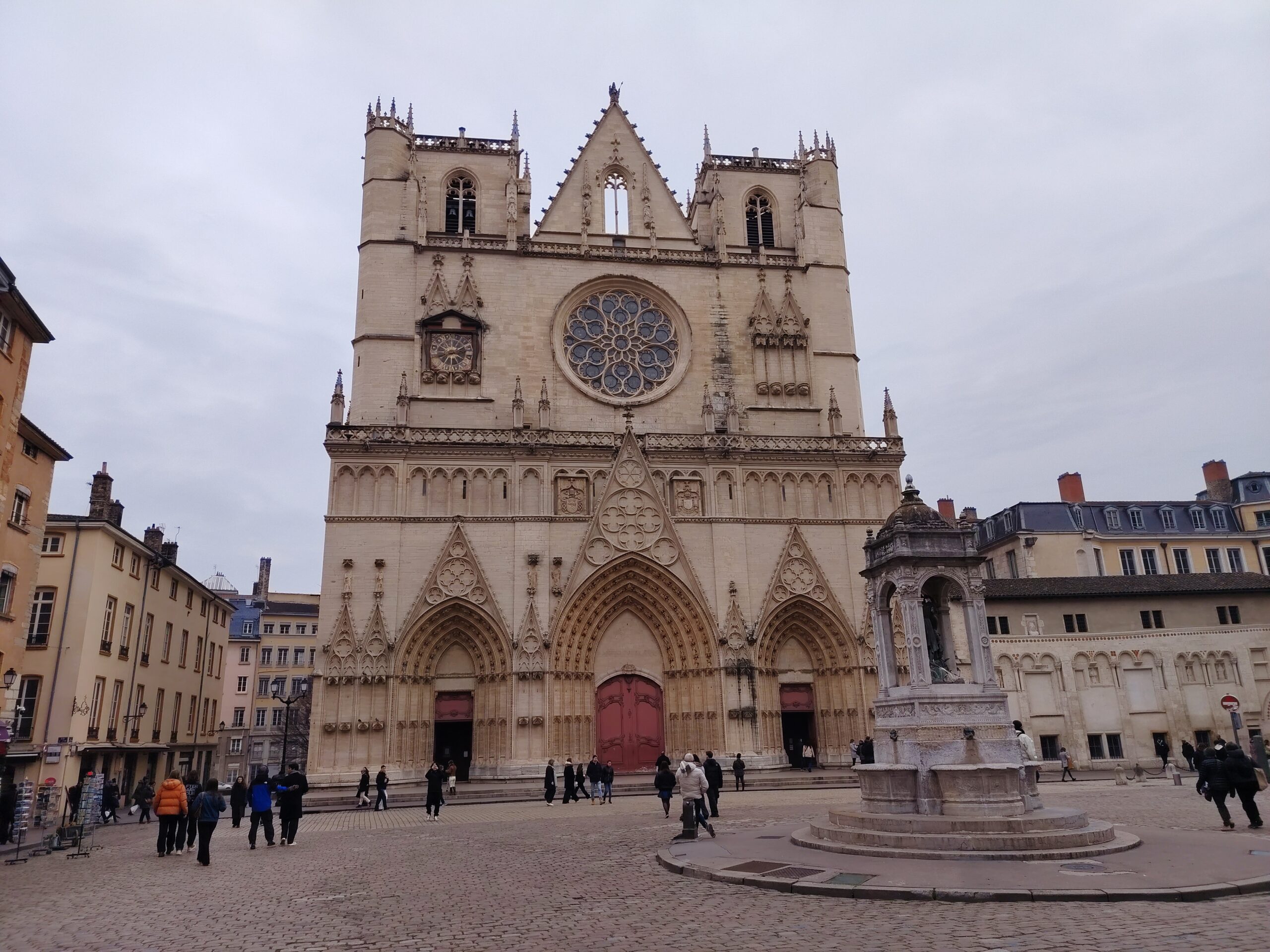HONOR Magic8 Lite en test, le smartphone solide, étanche et ultra endurant 17 Honor Magic8 Lite Photo Test (5)