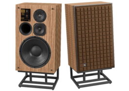 JBL célèbre 80 ans d'histoire dans l'audio avec une édition spéciale de ses mythiques L100