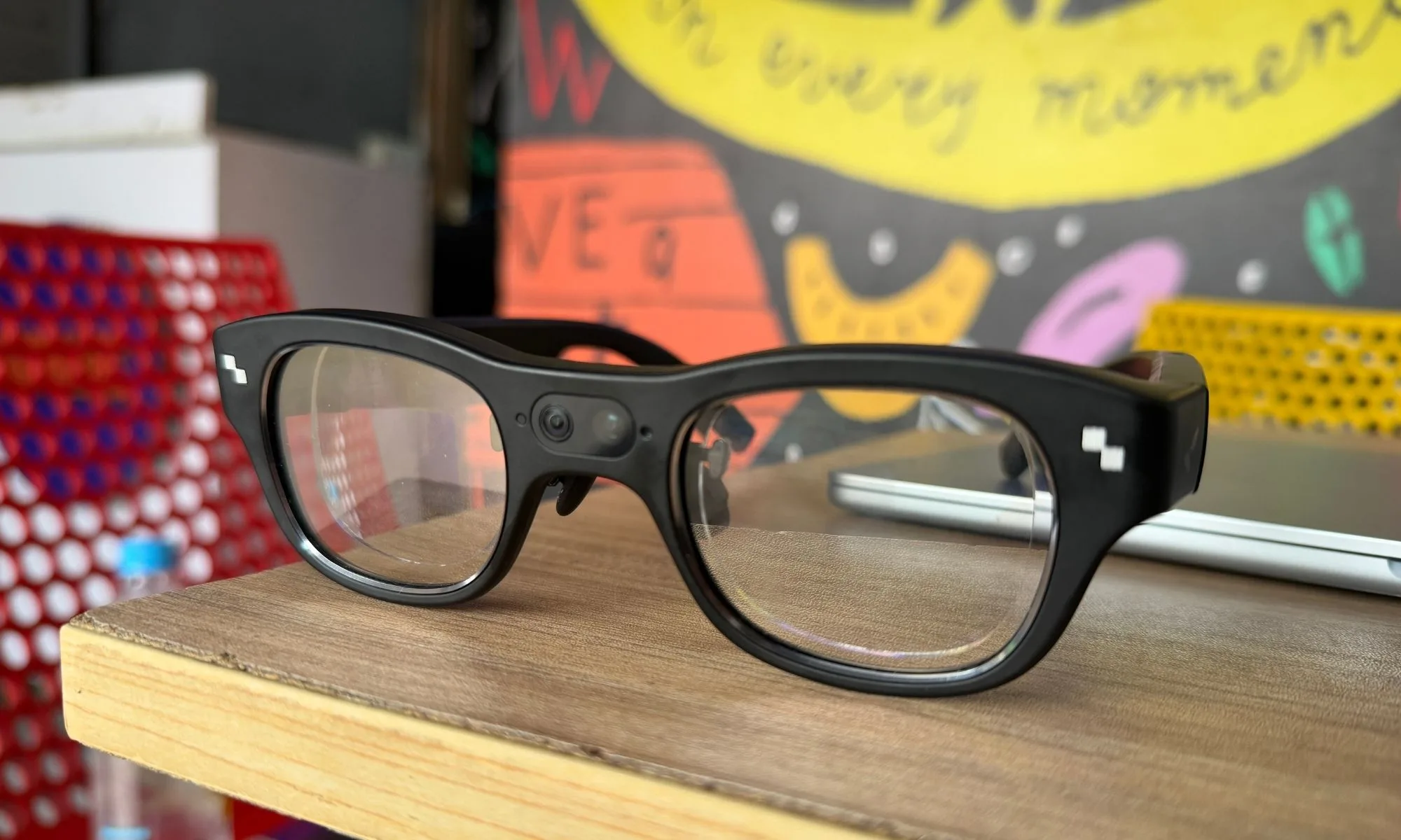 J'ai enfin trouvé des lunettes intelligentes qui offrent un véritable aperçu de l'avenir grâce à l'IA 2 Lunettes intelligentes RayNeo X3 Pro.