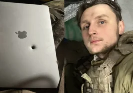 Le MacBook Air M1 résiste à une explosion d'artillerie et continue de fonctionner (vidéo) 76 Le MacBook Air M1 résiste à une explosion d'artillerie et continue de fonctionner (vidéo)