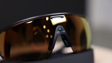 Les lunettes rapides de Meta avec caméra pour le sport : test sur le terrain des Oakley Vanguard 26 Les lunettes rapides de Meta avec caméra pour le sport : test sur le terrain des Oakley Vanguard