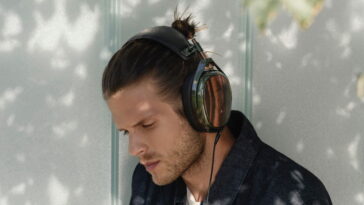 Meze Audio STRADA, des écouteurs fermés conçus pour une utilisation nomade 4 Meze Audio STRADA, écouteurs fermés conçus pour un usage portable