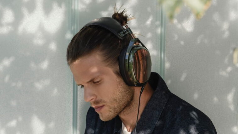 Meze Audio STRADA, des écouteurs fermés conçus pour une utilisation nomade 1 Meze Audio STRADA, écouteurs fermés conçus pour un usage portable
