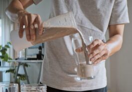 Non, le bibitone Oatzempic que tu vois sur les réseaux sociaux ne t'aidera pas à perdre du poids : les nutritionnistes expliquent 1 Image