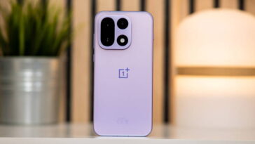 OnePlus s'effondre : licenciements massifs et annulations de produits révélées par une enquête 28 OnePlus s'effondre. Une enquête révèle la fermeture de bureaux, des licenciements massifs et l'annulation de nouveaux produits