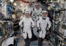 Les quatre astronautes de la Crew-11, revenus prématurément de la Station Spatiale Internationale,