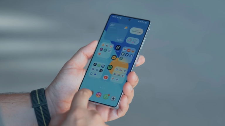 Si tu détestes que l'on lise tes messages WhatsApp dans le métro, le Galaxy S26 Ultra est fait pour toi 2 Si vous détestez que l'on lise vos messages sur WhatsApp dans le métro, le Galaxy S26 Ultra a la fonction parfaite pour vous
