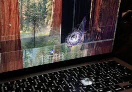 Un MacBook Air touché par une balle continue de fonctionner pour un soldat ukrainien 12 Ce MacBook Air a subi un puissant impact de balle, mais continue de fonctionner, son propriétaire est un soldat ukrainien