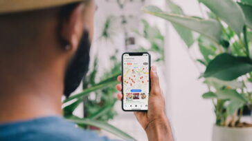 Votre iPhone vous alerte lorsque vous êtes trop près de l'écran : protégez votre vue avec cette fonction iOS 30 Votre iPhone peut vous avertir si vous êtes trop près de l'écran : comment cette fonction d'iOS protège votre vision