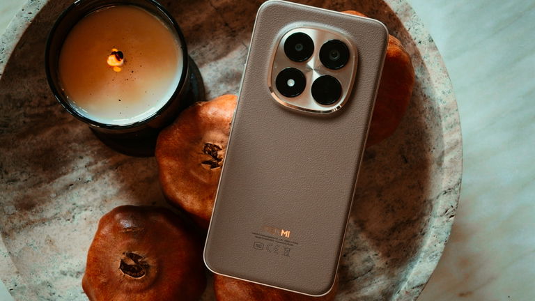 Xiaomi teste son nouveau Redmi en direct, prouvant sa résistance face à tous! 2 Xiaomi met en épreuve son nouveau Redmi en direct pour prouver sa résistance