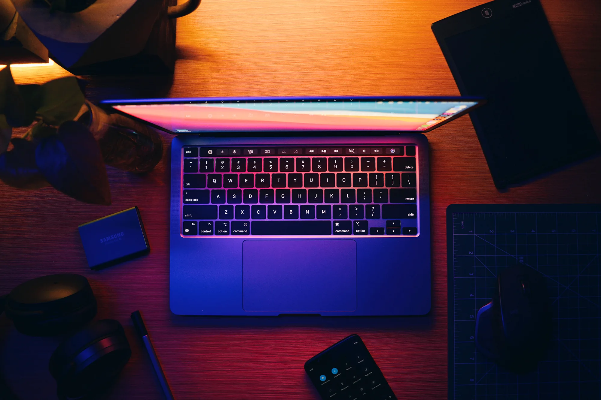 Les futurs MacBook pourraient dissimuler votre écran aux autres 3 macbook