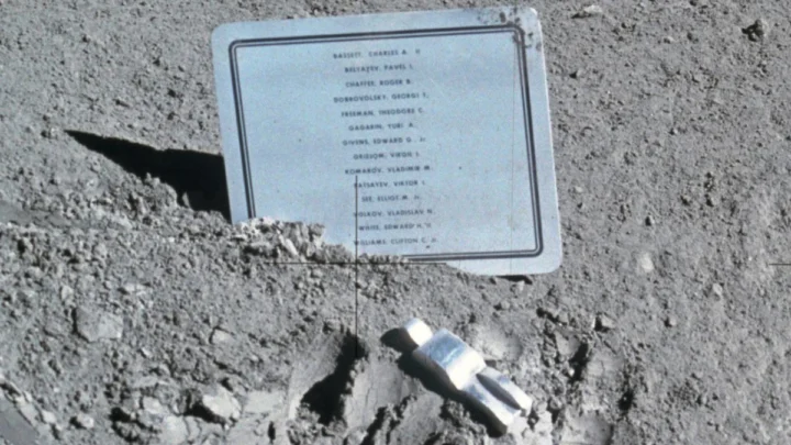 Choses troublantes qui se produiraient sur votre corps après la mort sur la Lune 4 1772051761 120 Choses troublantes qui se produiraient sur votre corps apres la.webp