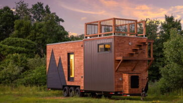 La petite maison modulable : une terrasse sur le toit qui change tout 13 La petite maison préfabriquée avec terrasse sur le toit