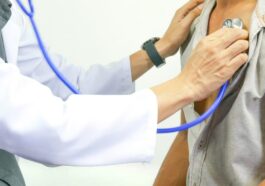 Pourquoi les hommes voient leur risque cardiaque augmenter dès 35 ans : explications sur l'écart avec les femmes 53 Selon une nouvelle étude, chez les hommes, le risque de maladies cardiovasculaires augmente plus tôt que chez les femmes, dès l'âge de 35 ans / Photo: iStock