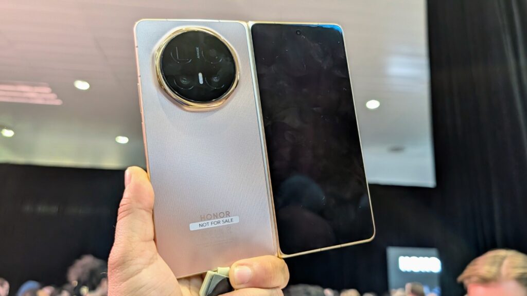 Honor Magic V6 : un pliant alliant design haut de gamme et performances exceptionnelles 3 Honor Magic V6
