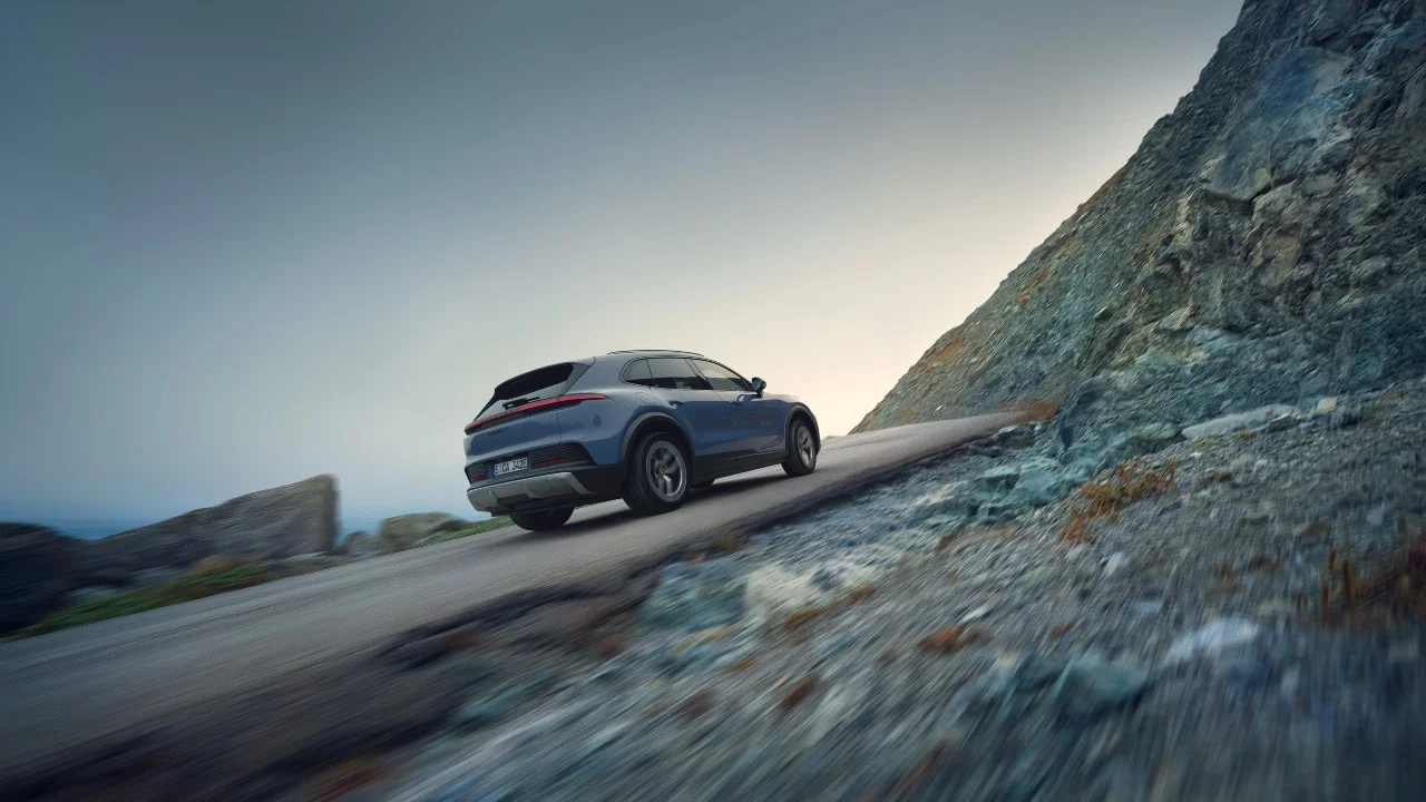 Le nouveau Porsche Cayenne S se recharge plus vite que certains smartphones et offre 650 km d'autonomie 3 Un SUV amusant, spacieux et puissant, mais difficilement accessible... Plus de 130.000 euros !