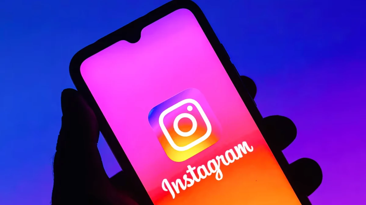 Jarro de agua fría para tu privacidad: Instagram dejará de cifrar tus mensajes y Meta podría leer todo lo que escribas