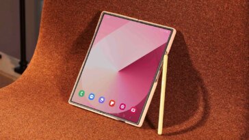 Le marché des smartphones pliables en pleine expansion, une hausse de 20% prévue d'ici 2026