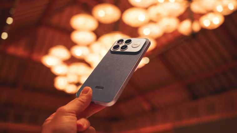 4 smartphones avec batterie longue durée : ne soyez jamais à court d'énergie durant la journée 1 4 smartphones avec batterie longue durée : ne soyez jamais à court d'énergie durant la journée