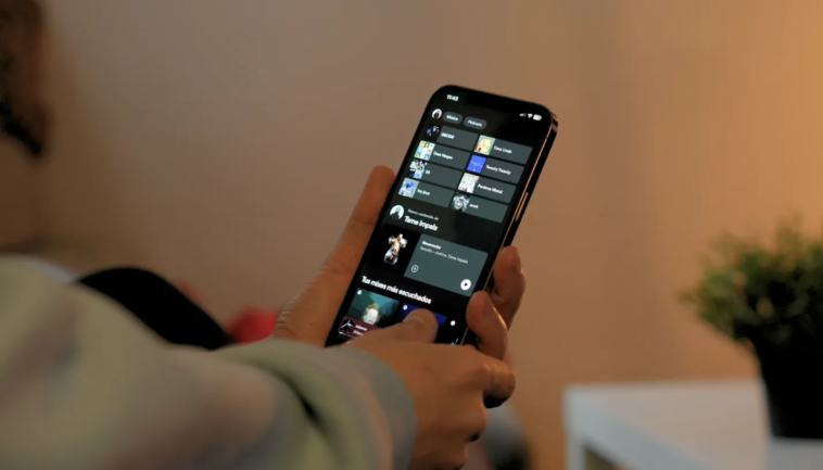 J'ai créé le Spotify idéal : il suffit d'uploader mes chansons sur l'application 1 J'ai créé le Spotify idéal : il suffit d'uploader mes chansons sur l'application