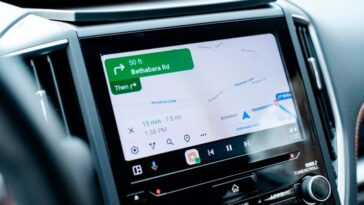 Android Auto empêche la navigation de Google Maps et de Waze sur l'affichage tête haute des voitures 6 Android Auto empêche la navigation de Google Maps et de Waze sur l'affichage tête haute des voitures