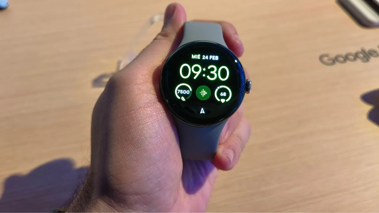 Un défaut sur les Pixel Watch bloque certaines fonctionnalités de la montre 3 Écran de la montre connectée Google Pixel Watch