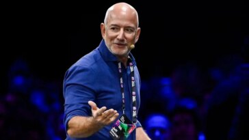 Jeff Bezos : "Choisir uniquement ce qui fonctionne, c'est rater de nombreuses occasions" 11 Jeff Bezos: "Si decides que solo vas a hacer las cosas que sabes que van a funcionar, vas a dejar muchas oportunidades en la mesa"