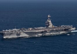 El portaaviones más grande del mundo cruza el canal de Suez y se suma a la ofensiva de EE.UU. contra Irán: así es su tecnología