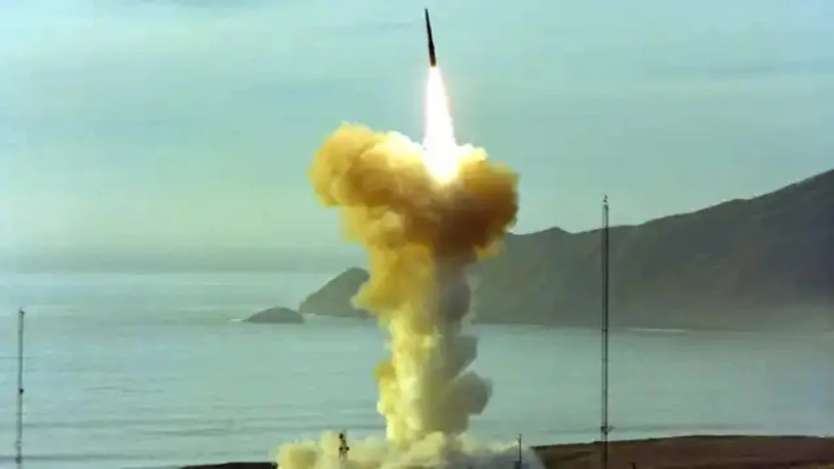 Les États-Unis tirent un missile nucléaire à des milliers de kilomètres du Pacifique : un message fort face à l'Iran 2 Les Etats Unis tirent un missile nucleaire a des milliers de